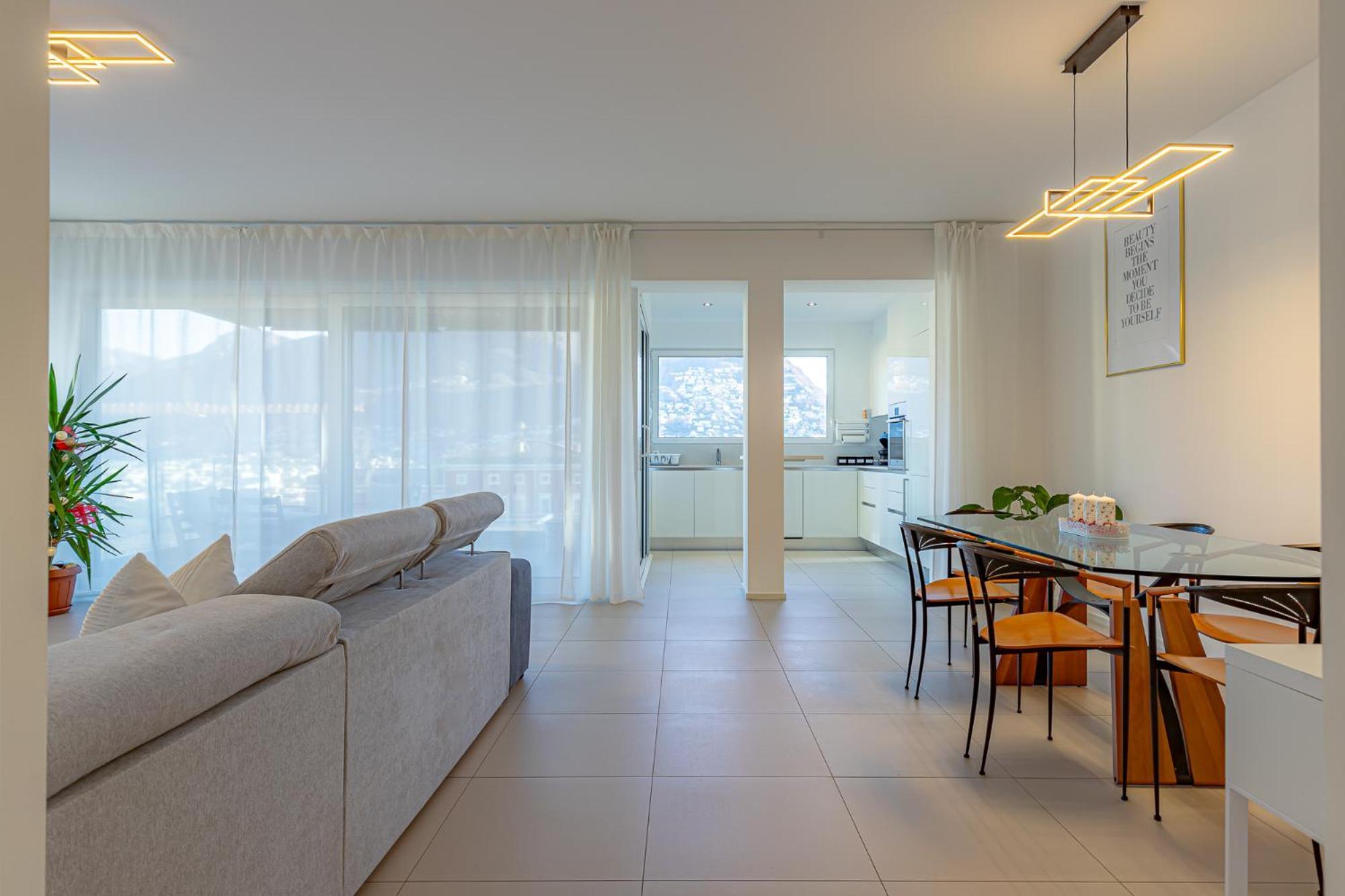 Imperial Of Lugano 3 With A Lake View Behind The Station And 10 Min From The Lake Of ลูกาโน ภายนอก รูปภาพ