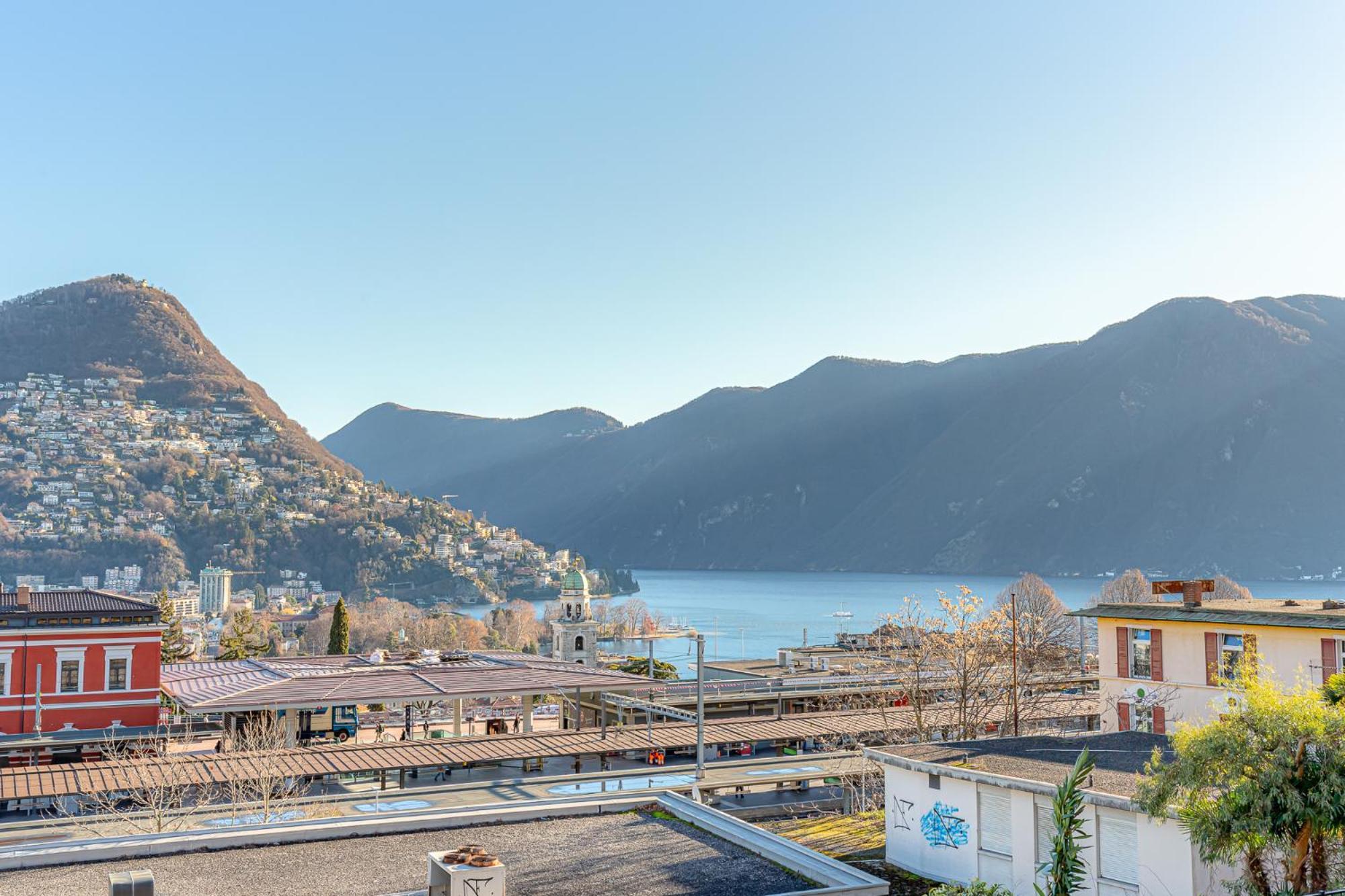 Imperial Of Lugano 3 With A Lake View Behind The Station And 10 Min From The Lake Of ลูกาโน ภายนอก รูปภาพ